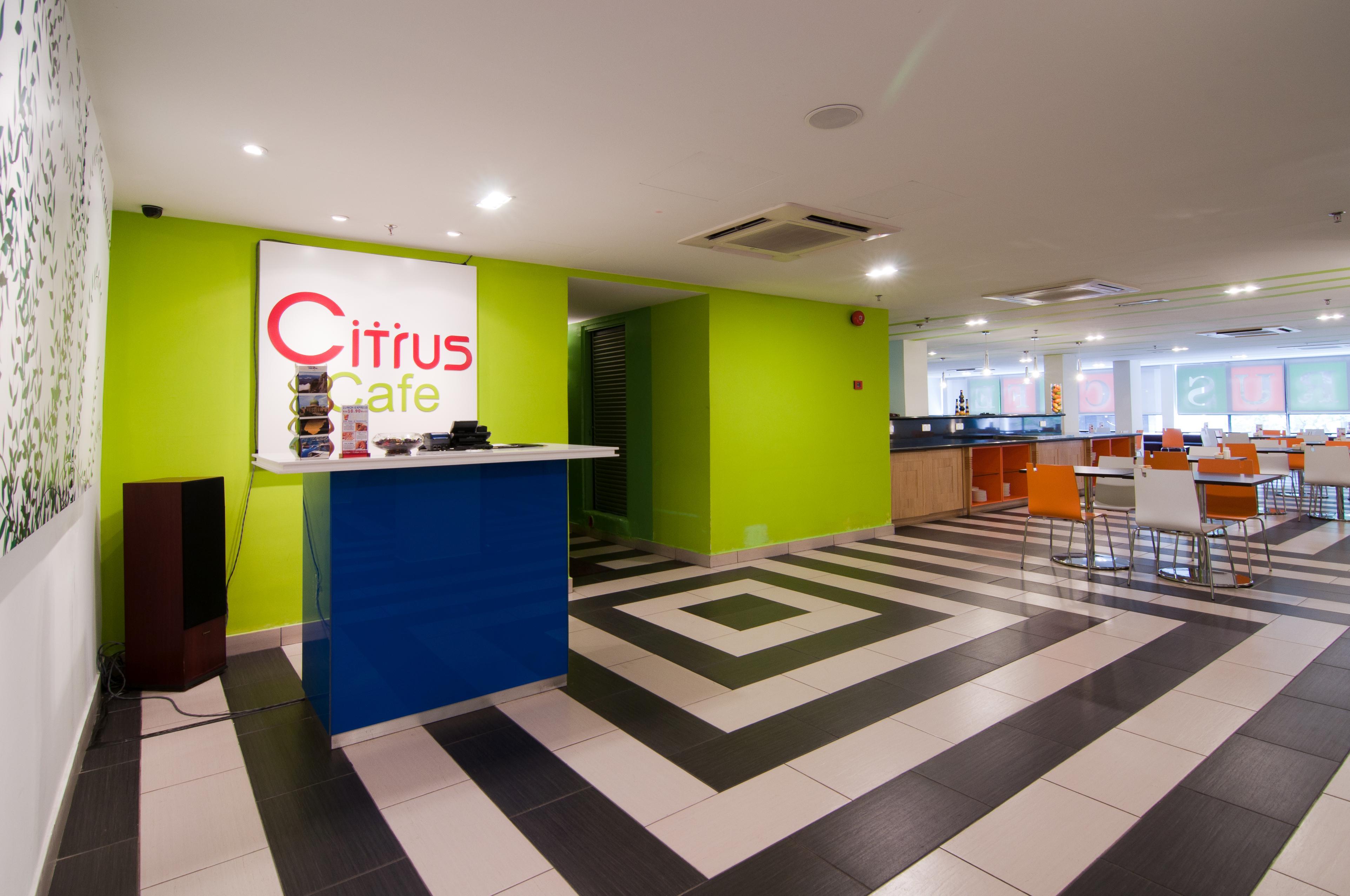 Citrus Hotel Johor Bahru By Compass Hospitality Exterior photo